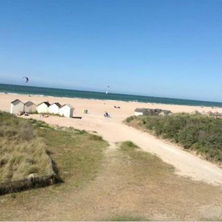 Le Riva Plage Appartement Ouistreham Exterior photo